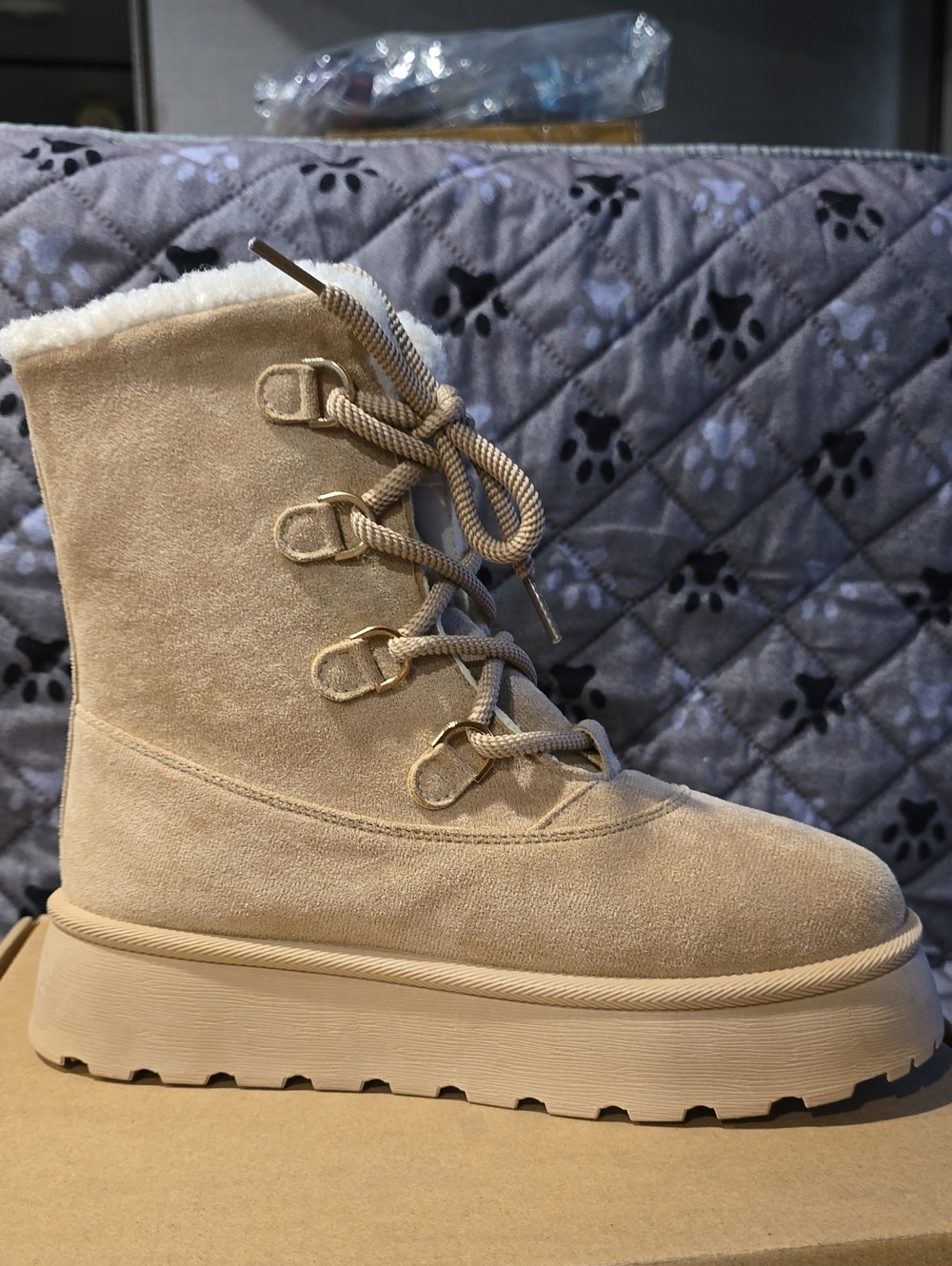 Women's Tan Suede Lace-Up Platform Winter Boot